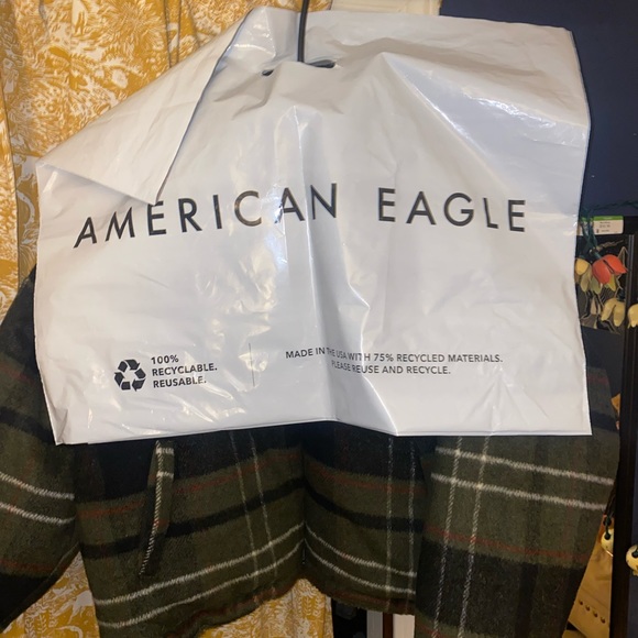 american eagle reversible puffer jacket - Picture 8 of 8